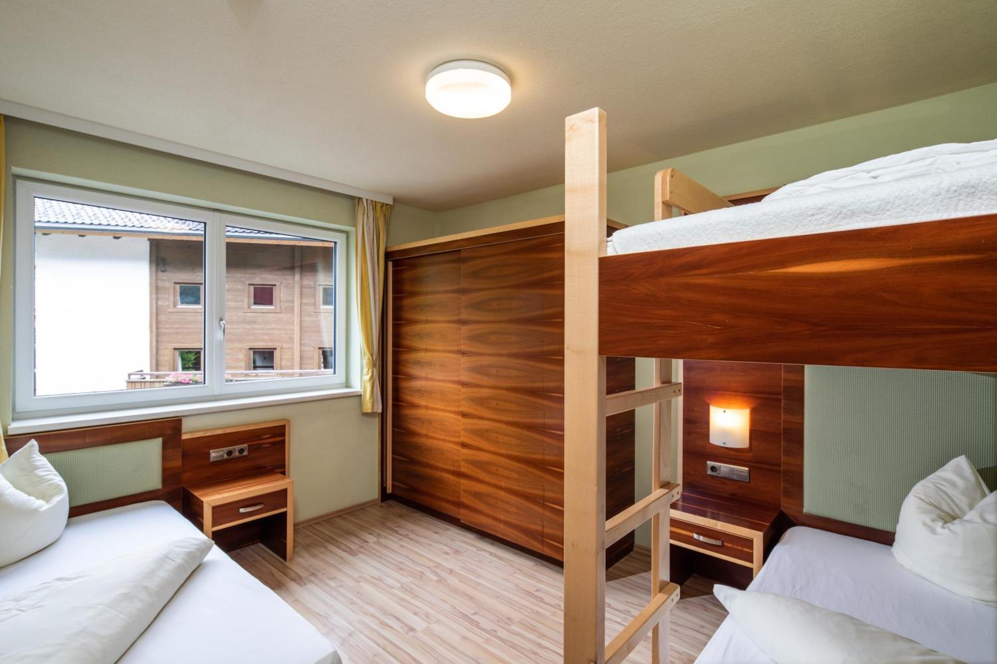 Apparthaus & Chalets Hofer Zell am Ziller Extérieur photo