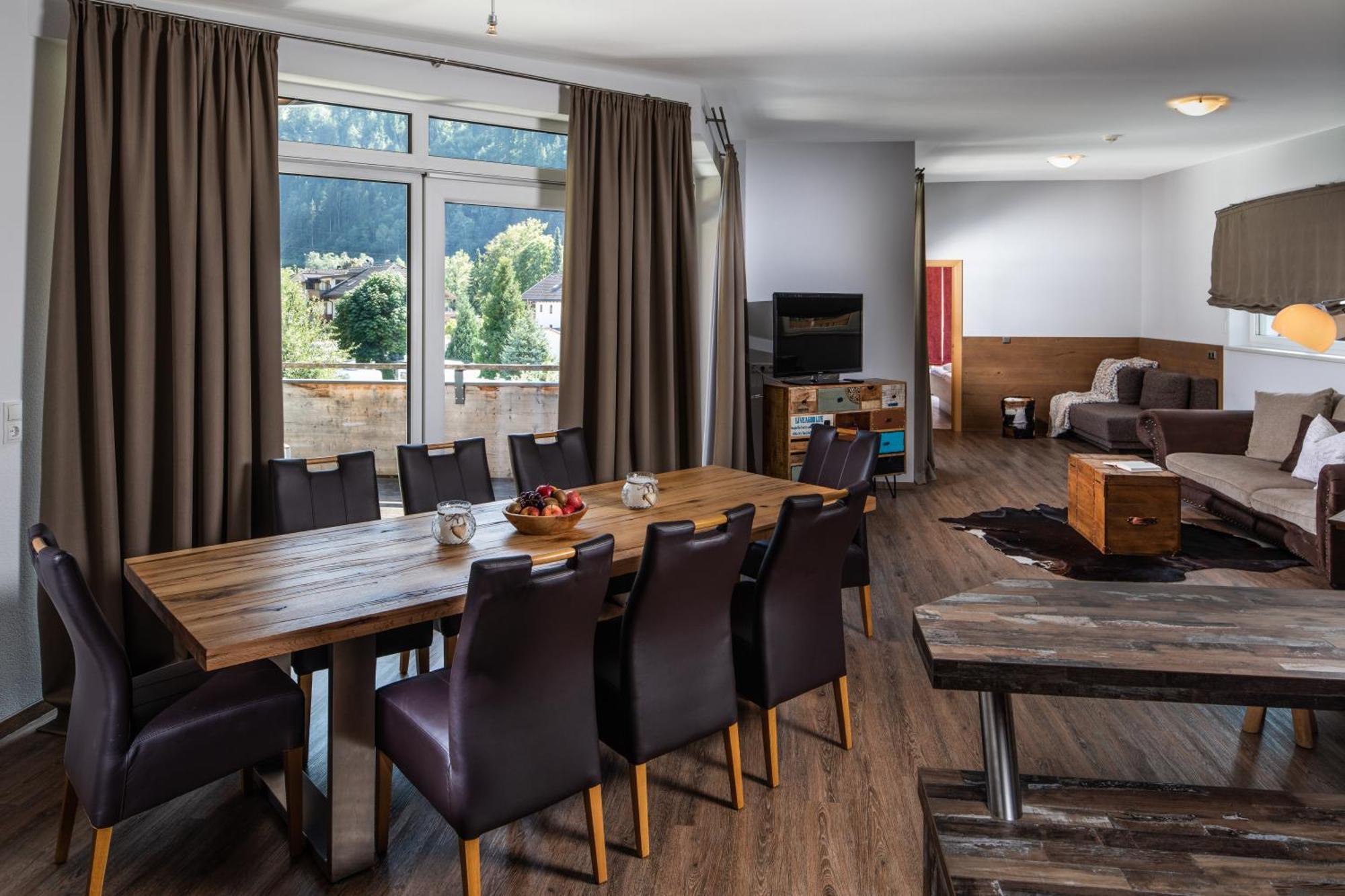 Apparthaus & Chalets Hofer Zell am Ziller Extérieur photo